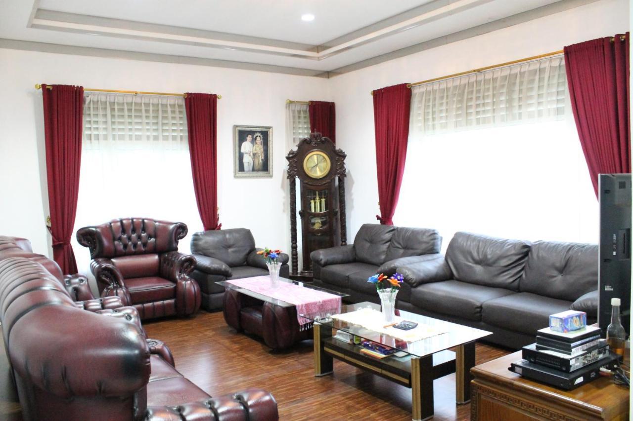 Villa Bukit Berkat โบกอร์ ภายนอก รูปภาพ