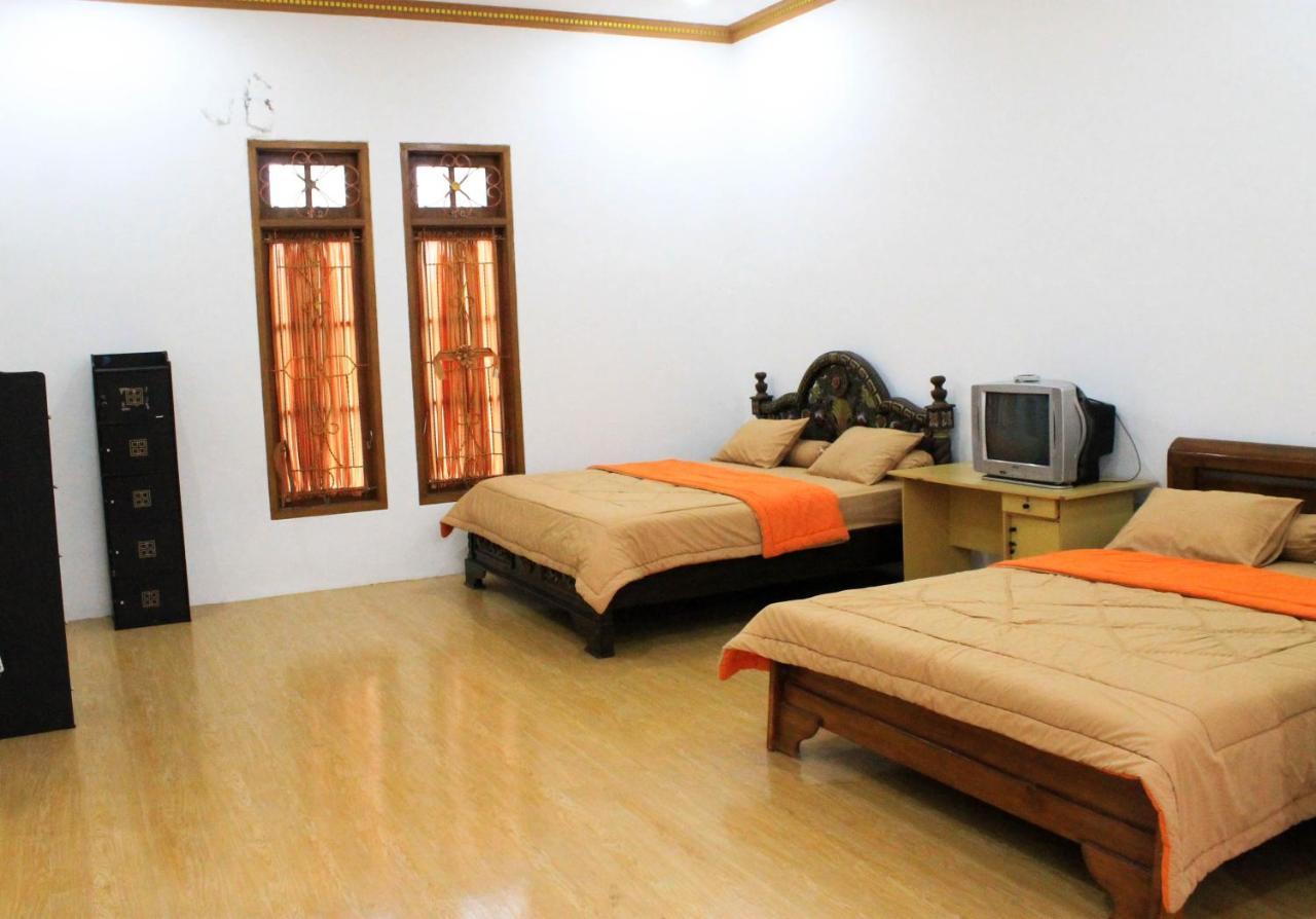Villa Bukit Berkat โบกอร์ ภายนอก รูปภาพ